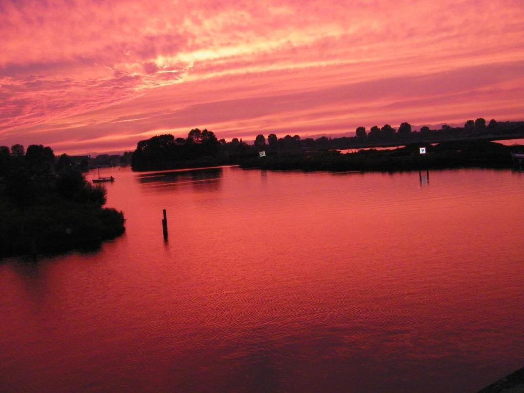 Buitenplaats T Ges Sneek Exterior foto